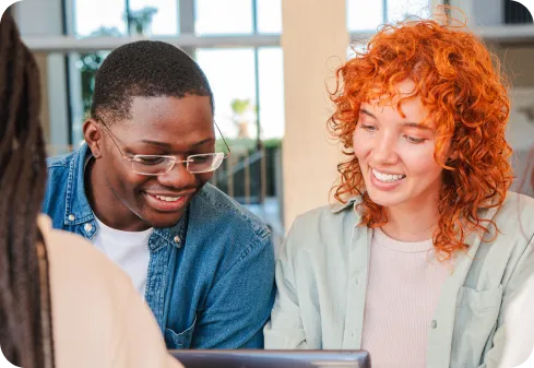 We empower startups <br /> scaling faster and    <span class='italic'>building strong brands</span> 